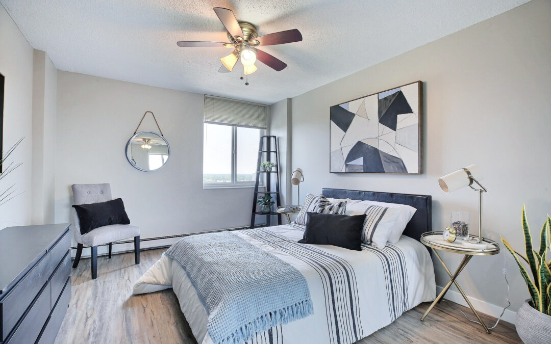 Canadiana | 2 Bed | 2 Bath